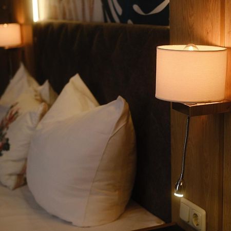 Parkhotel - Rosarium Uetersen Eksteriør bilde